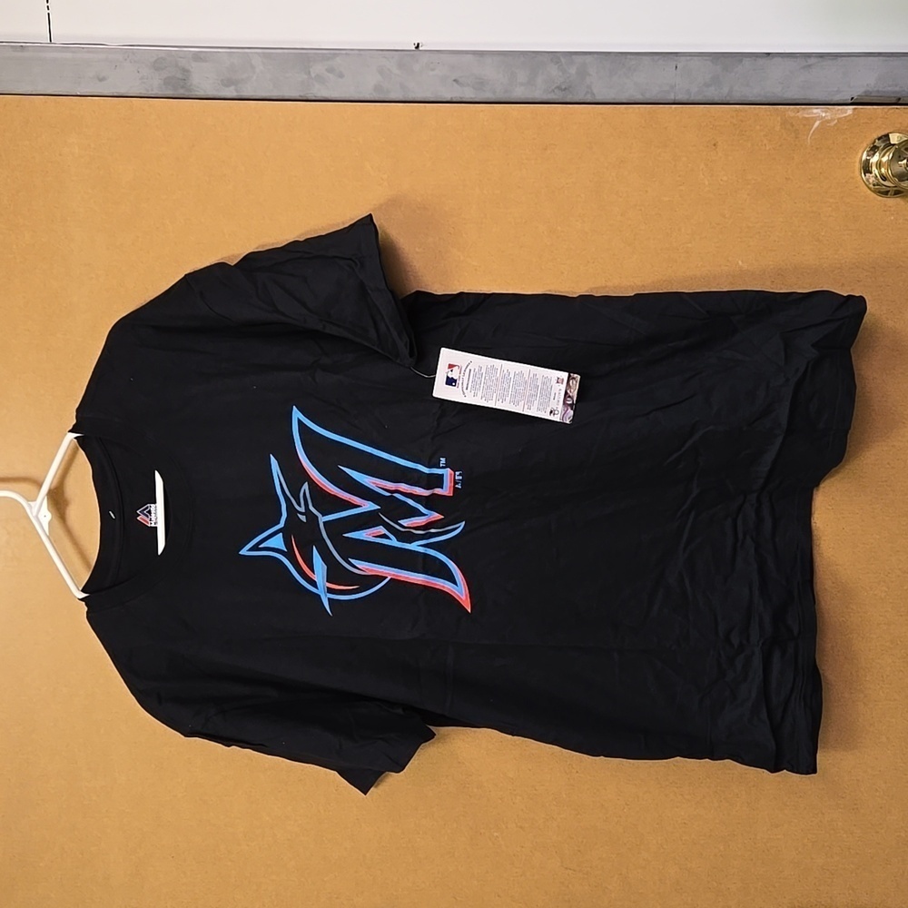 Majestic Size XL Black Miami Marlins T-Shirt